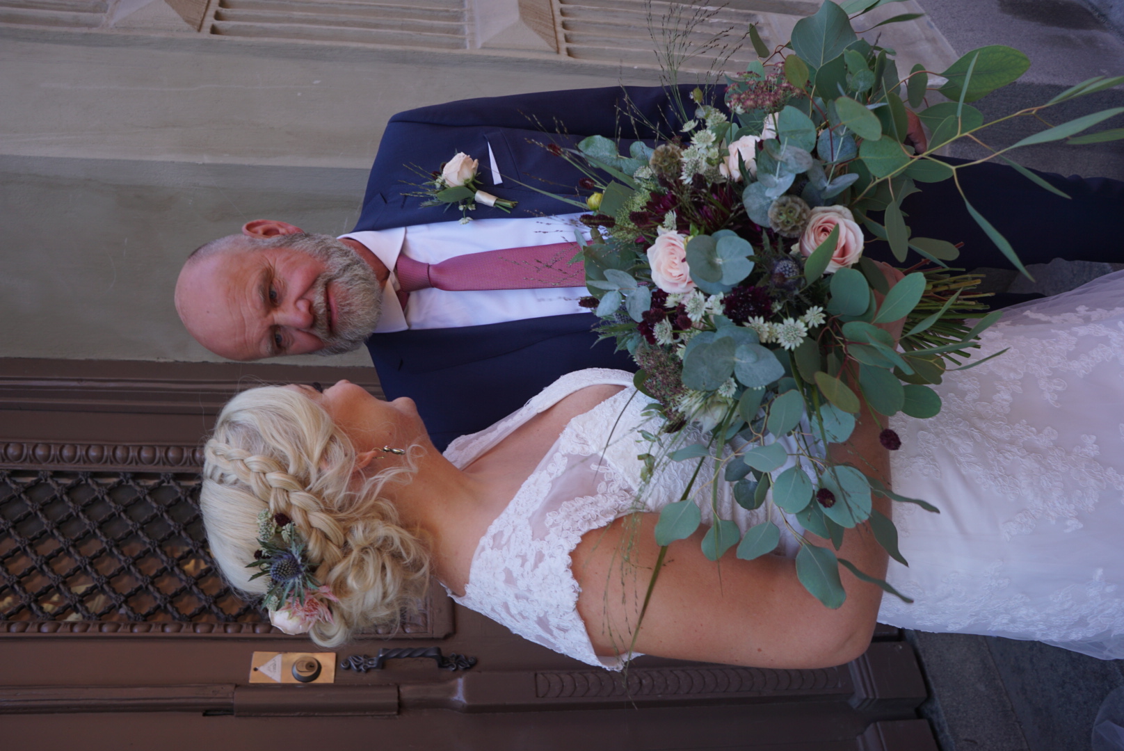 Brudhår 2016 - Elegant brudfrisyr